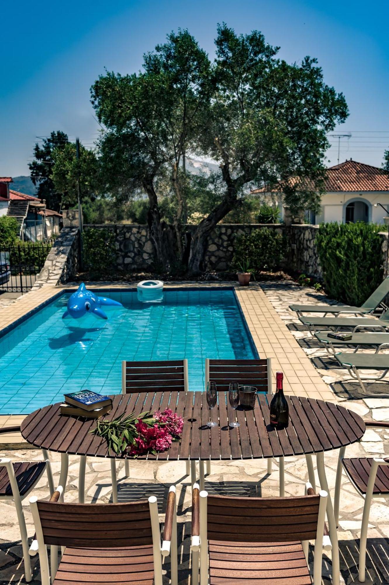 Charming Villa In Agrilia With Private Pool لاغاناس المظهر الخارجي الصورة